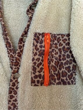 Leopard Print Sherpa Jacket with Orange Zip Pocket